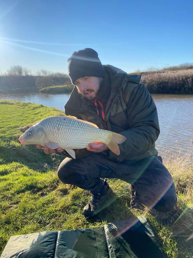 31 Cherry East Riding Of Yorkshire Hot Tub & Fishing Garton Екстериор снимка
